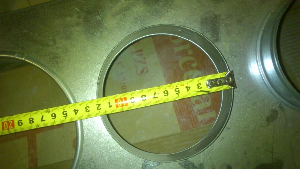 Dystrybutor powietrza do kominka