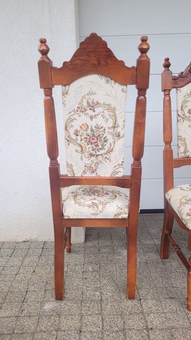 6 drewnianych  krzeseł PRL do jadalni Swarzędz