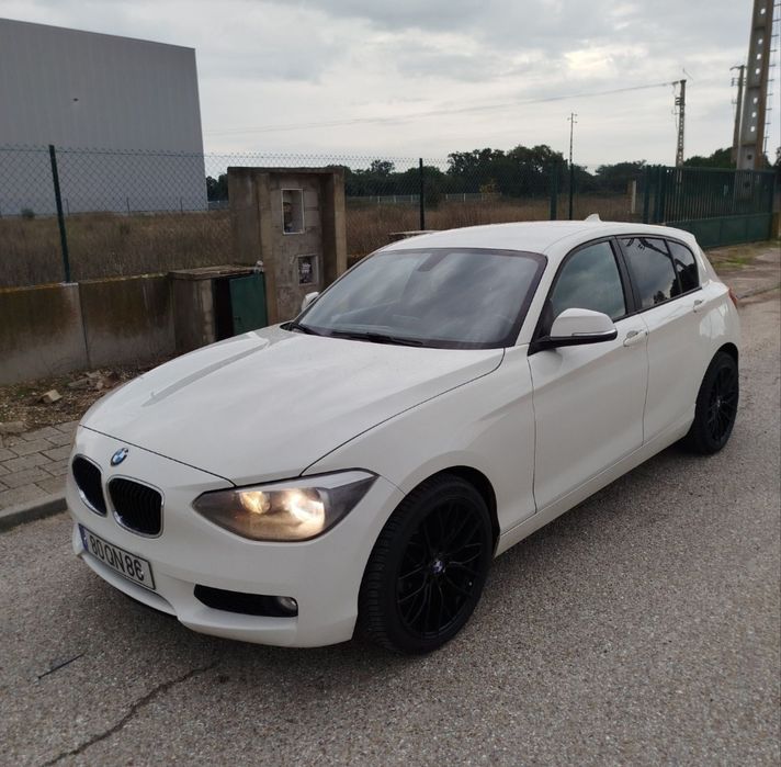BMW 118d caixa automática