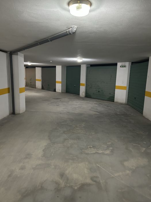 Garagem em formato BOX