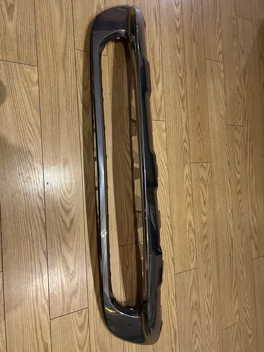 Rebordo, grelha de radiador - Mercedes GLA