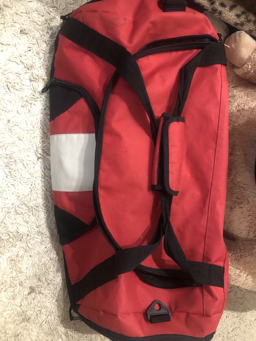 Сумка дорожня в гарному стані