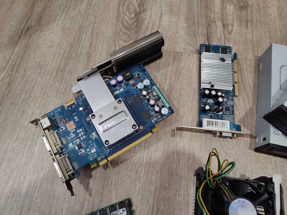 Pack Mat. Informático  [RAM - CPU - GPU - DISQUETE - DVD - CD - MODEM]64171709323523123