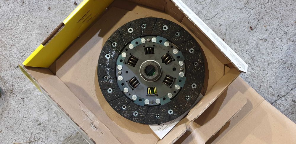 tarcza sprzęgła LUK sprzęgło berlingo partner 406 luk 2004.38 xsara