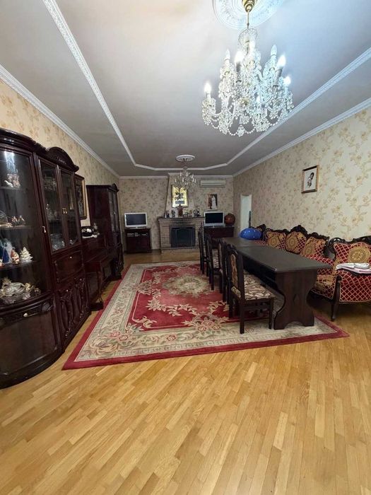 Продаж будинка з ремонтом!Село Гора, центр, ділянка -15 соток