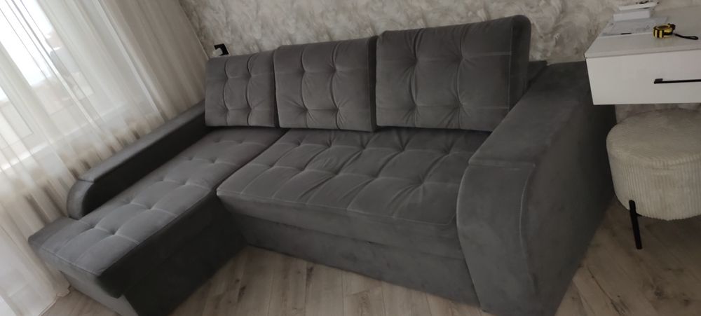 Диван кутовий ліжко