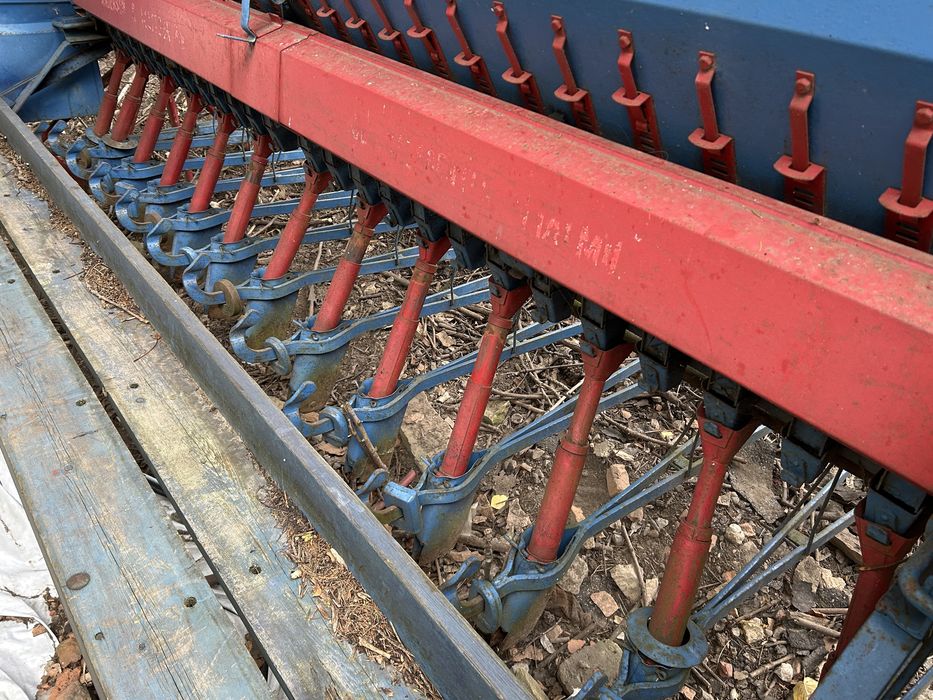 siewnik ciągany konny