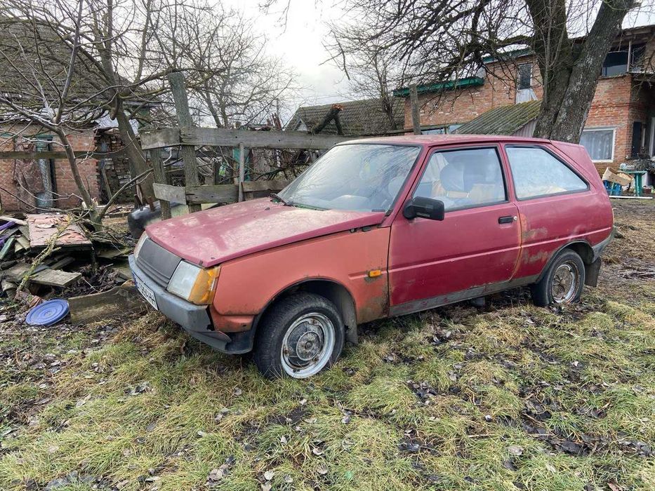 Таврія  ЗАЗ 2001р.Власник 1.2л двигун. Фаркоп. На ходу, переоформлення