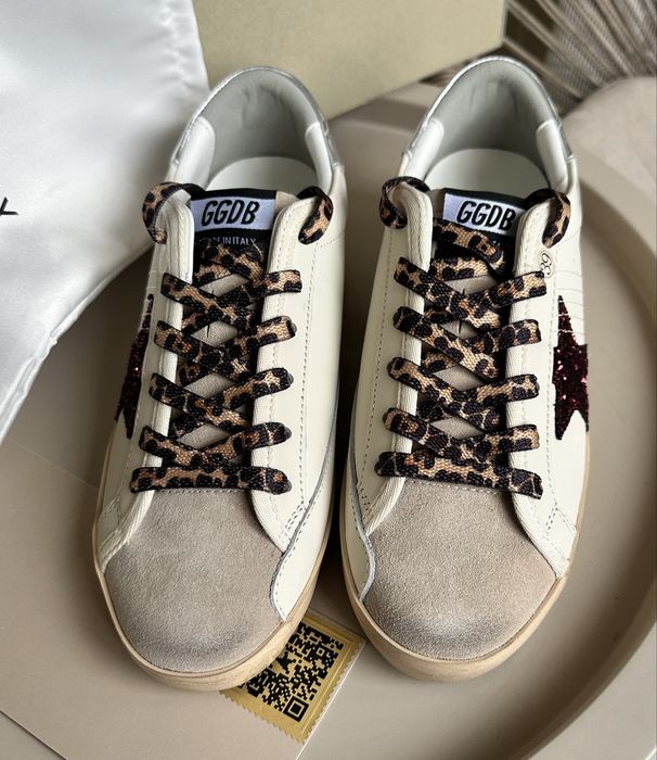 Кеди Golden Goose GGDB у наявності.Натуральна шкіра.
