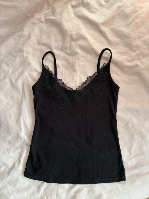 czarny prążkowany top H&M