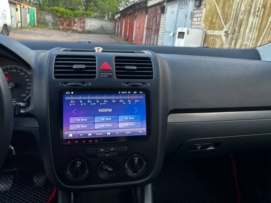 Продам авто Volkswagen Golf 2009