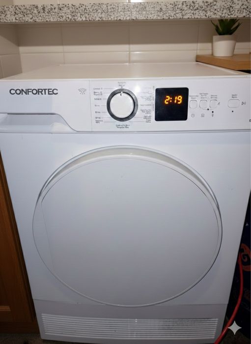 Máquina de Secar Roupa Confortec 8kg (Condensação) – Como Nova!