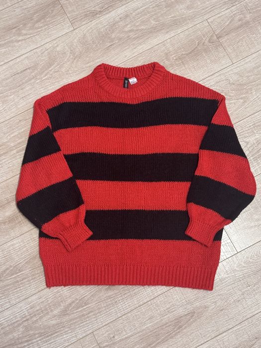 Светр у полоску