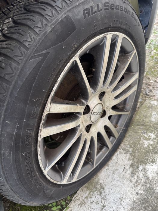 4x alufelgi z oponami całorocznymi wielosezonowe 4x100 r15