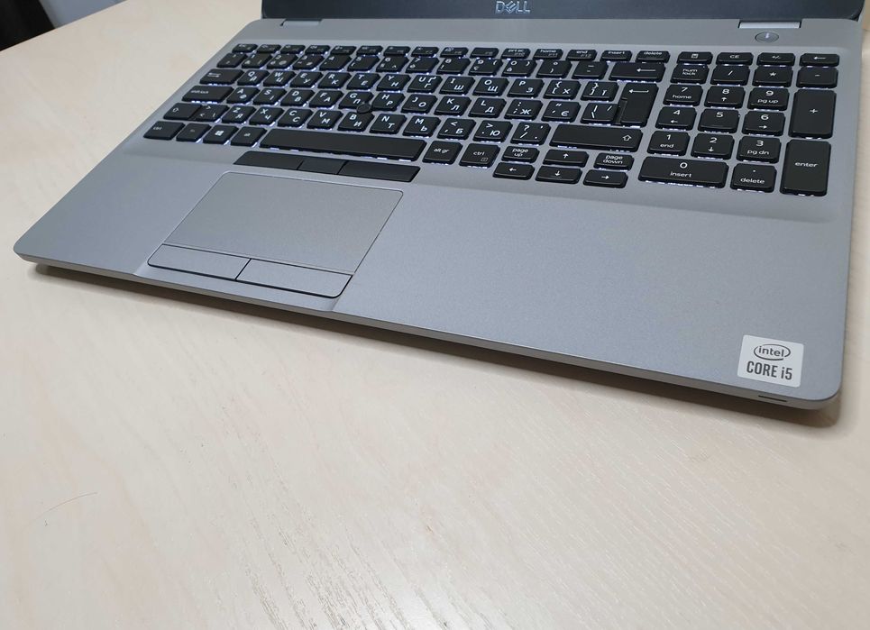 Потужний ноутбук Dell / Intel Core i5-10310 /RAM 16 GB/SSD 512 GB NVMe
