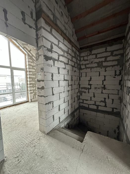 Таунхаус в Гостомелі біля озера