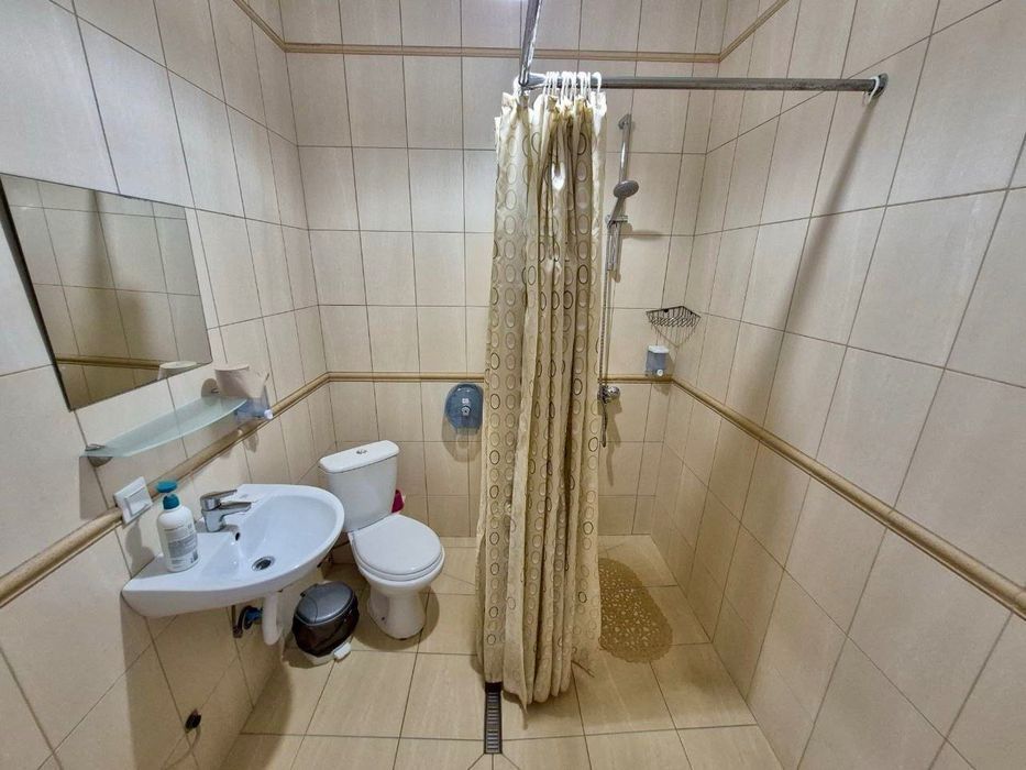 ВІЛЬНА ЗАРАЗ 1к метро Печерська Квартира Подобово Погодинно Центр