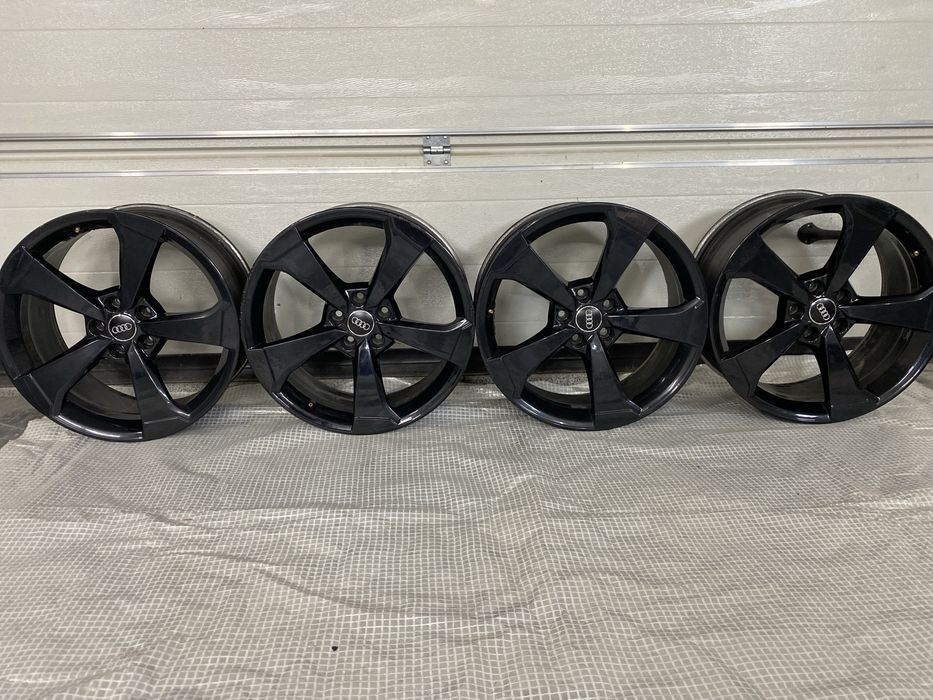 Диски на audi оригінальні 8w0601025c6 8, 5x19 et 40 5x112