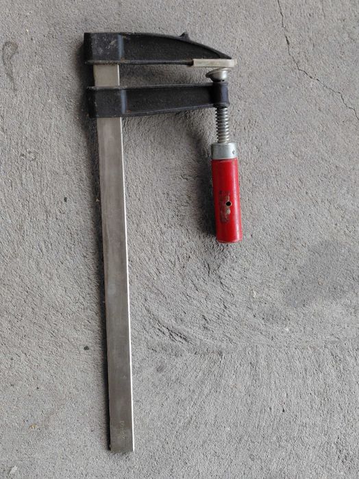 ścisk          /    2