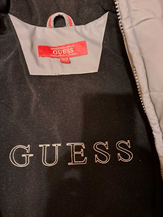 Zimowa kurtka Guess