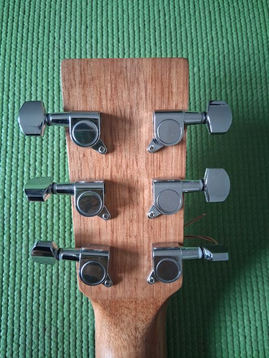 Guitarra Tanglewood Travel electro-acustica