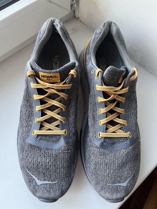 Кросівки HOKA ONE ONE CAVU  розмір 46/29.5
