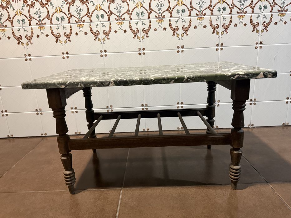 Mesa de centro em bom estado