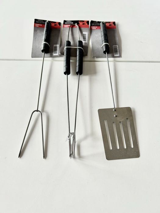 Zestaw akcesoriów do grilla szpikulec szczypce łopatka