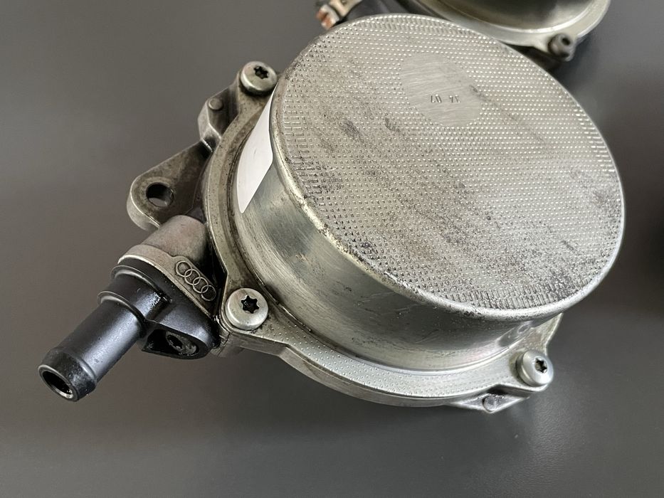 Вакуумний Насос Audi Q7 4L Ауді Ку7 Підсилювач Розборка Шрот