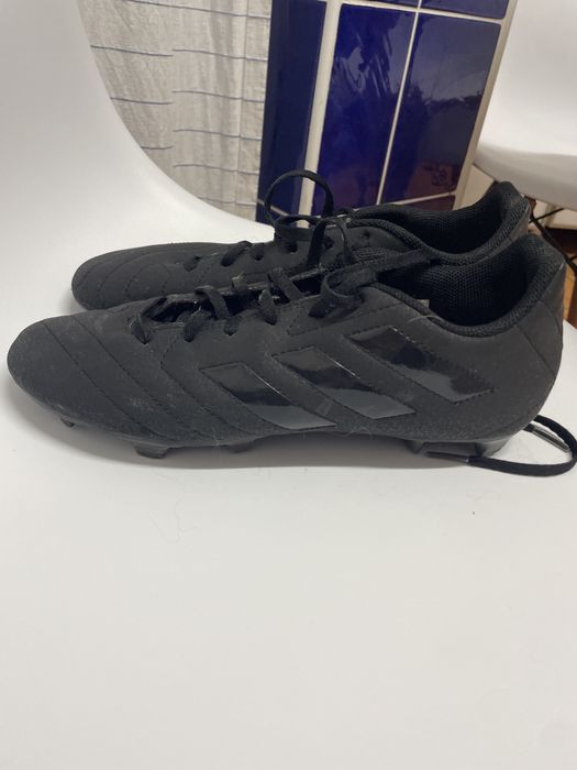 Chuteiras Adidas 42
