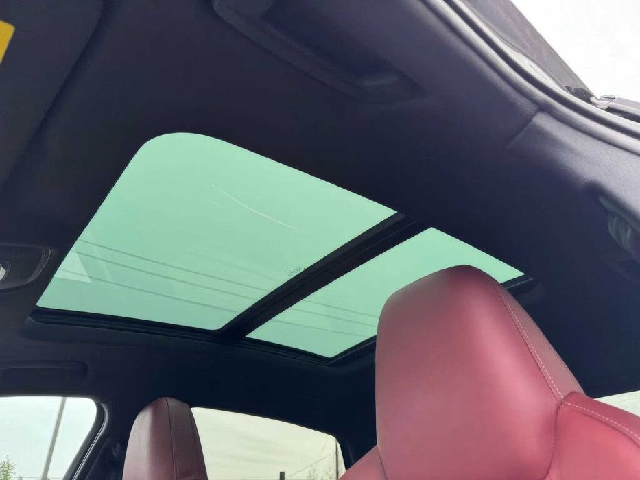 Audi e-tron S Premium Plus Sportback      2023