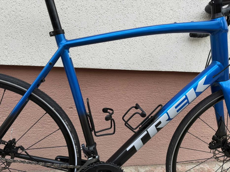 Rower szosowy jak gravel Trek Domane Al3 disc, Shimano Sora, tarcze