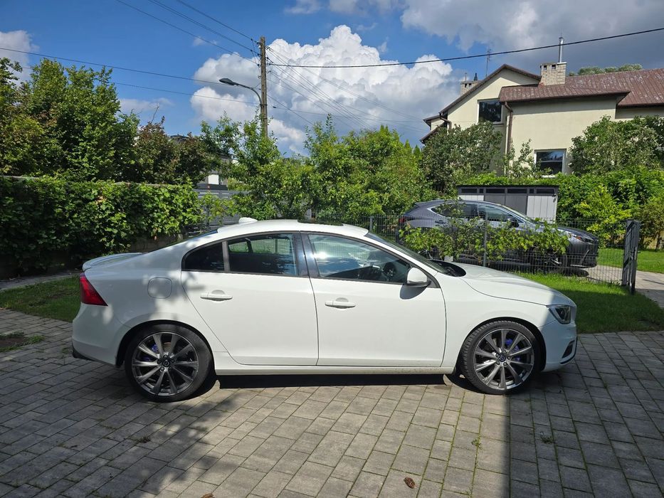 Volvo S60 Volvo S60 II AWD 2,4 l 5-cio zaworowy