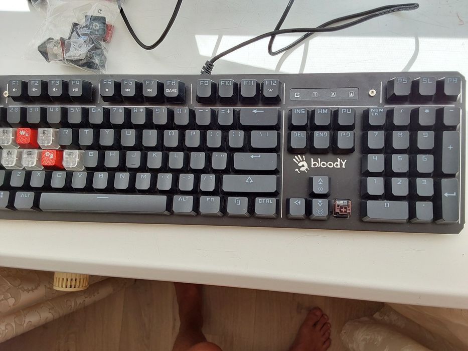 Клавіотура bloody коричневі свичі