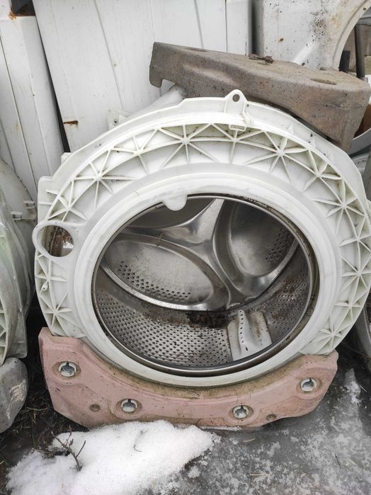 Продам бак к стиральной машине Индезит. Аристон.
