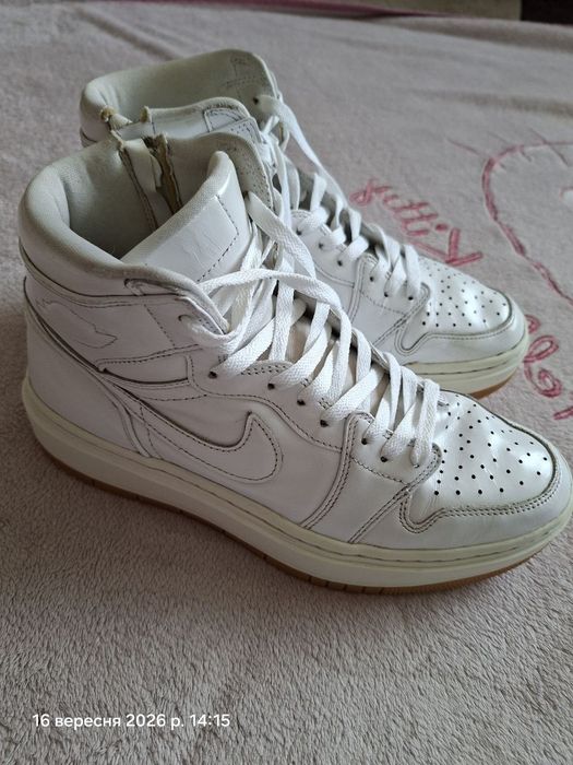 Оригінальні кросівки Nike Air Jordan 1 High (шкіра) 41 р.