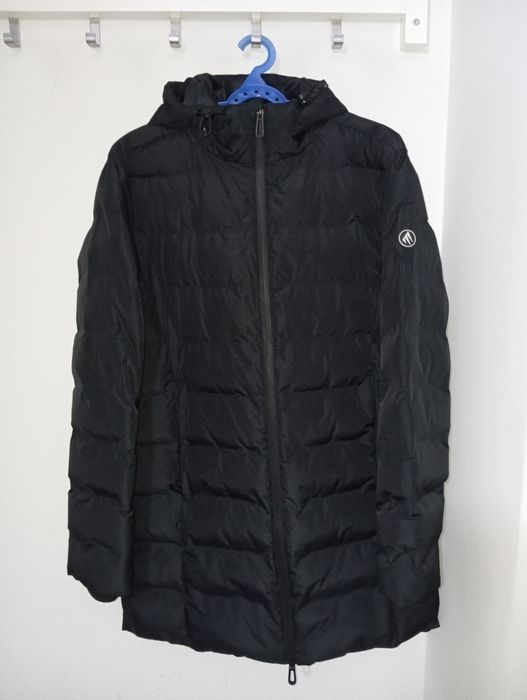 Casaco comprido, tamanho S 48, COMO NOVO (aceito retoma de videojogos)