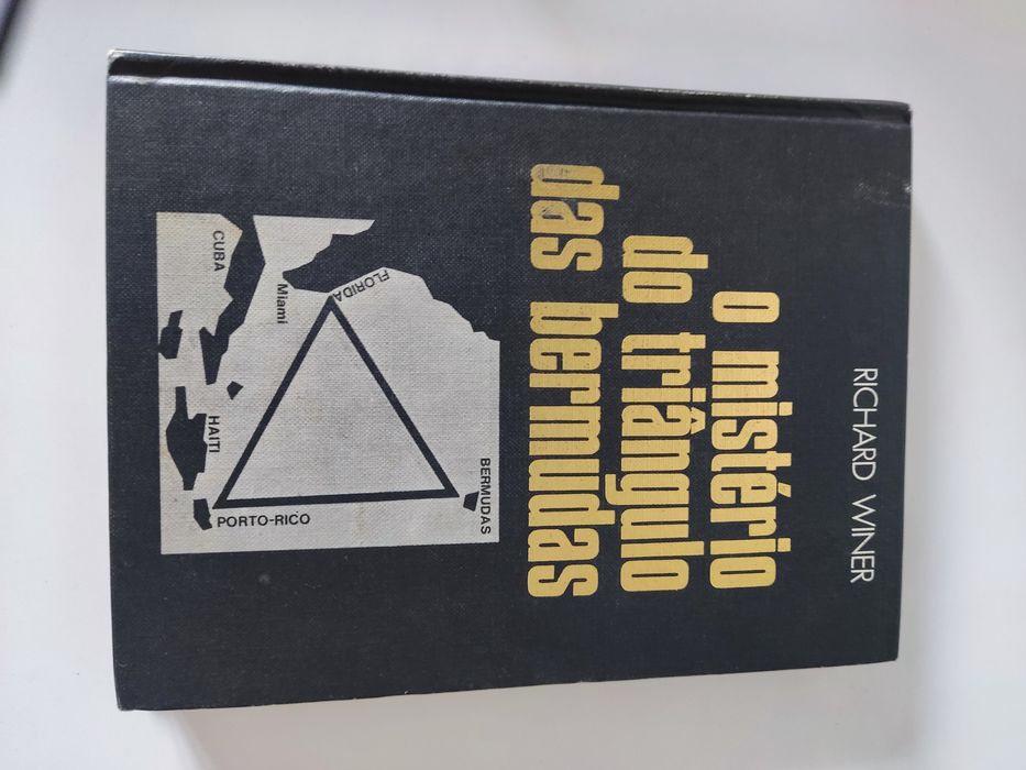 Livro O mistério do triângulo das bermudas de Richard Winer
