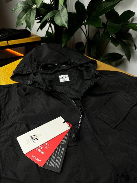 Вітровка C.P. Company Chrome Googgle Jacket