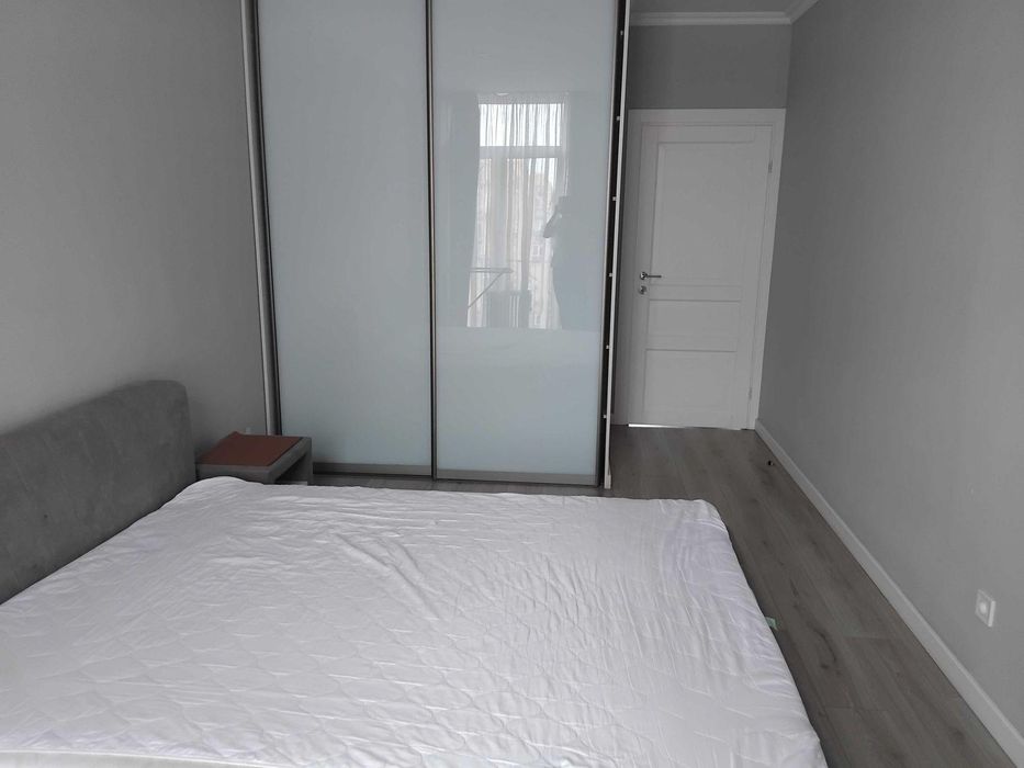 Apartment in Kyiv, 3-y mikrorayon Pivnichno-Brovarskoho masyvu, Darnytskyy masyv - View 2