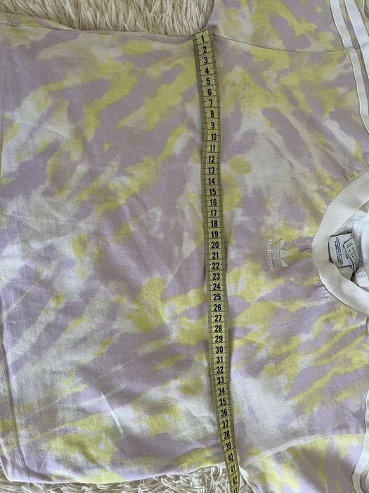 Топ adidas трендовий тайдай