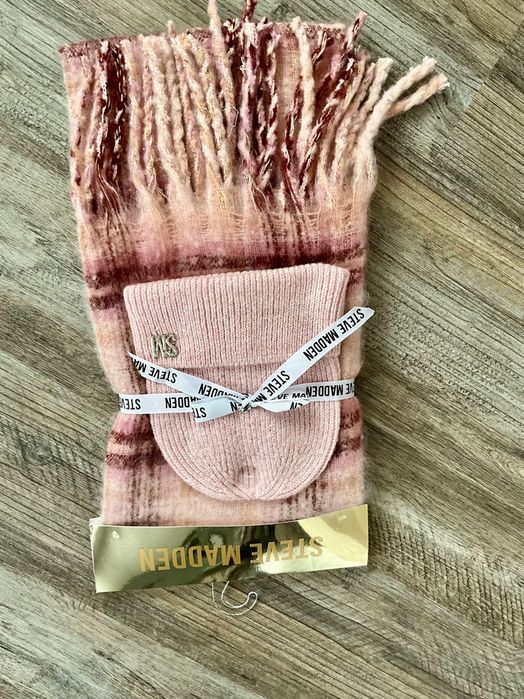 Набор шапка+ шарф Steve Madden
