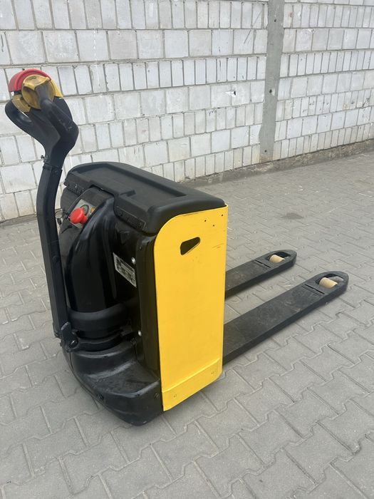 Paleciak elektryczny yale