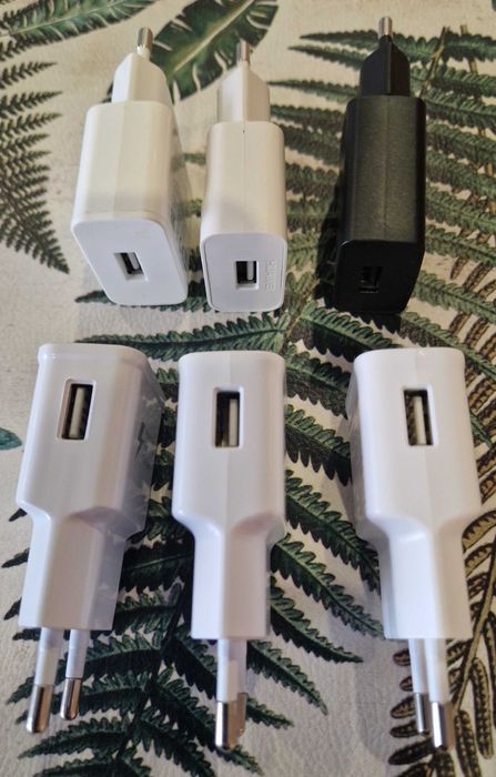 Carregadores de tomada USB