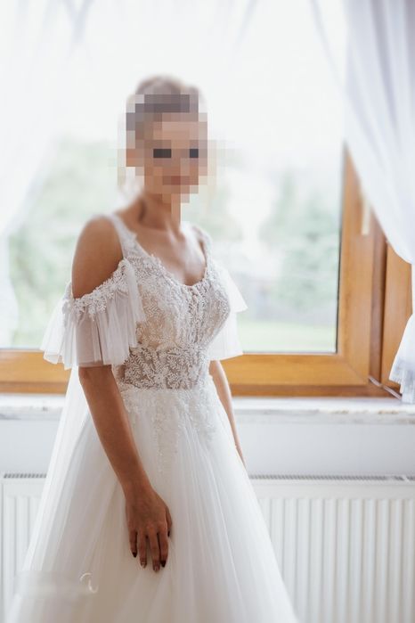 Suknia ślubna Ivory S, ozdobna