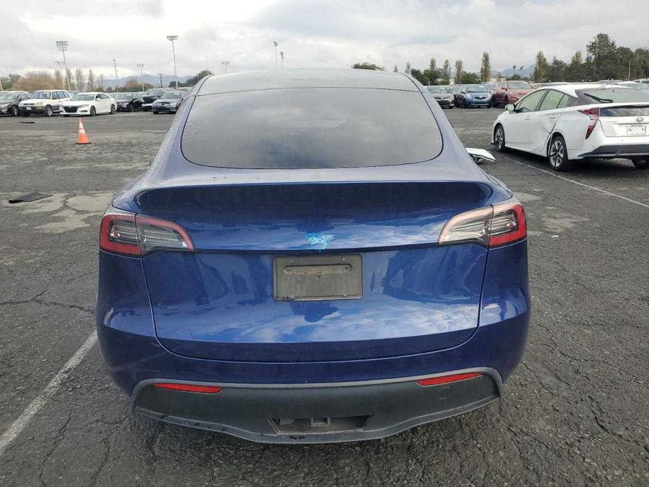 2023 Tesla Model Y Long Range Dual Motor