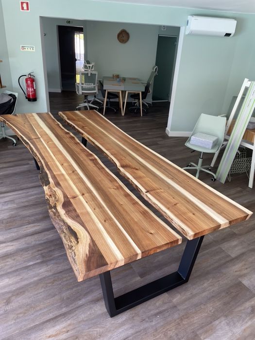 Tampo da mesa de madeira maciça