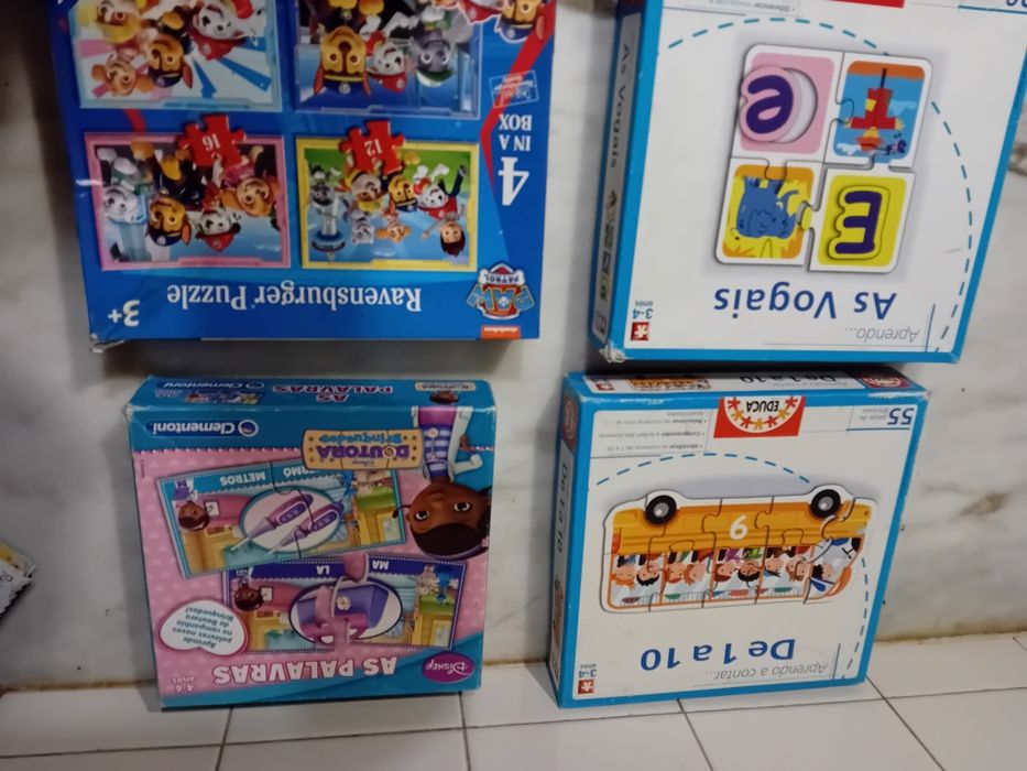 Conjunto de 4 Jogos Puzzles/Jogos Diversos Criança