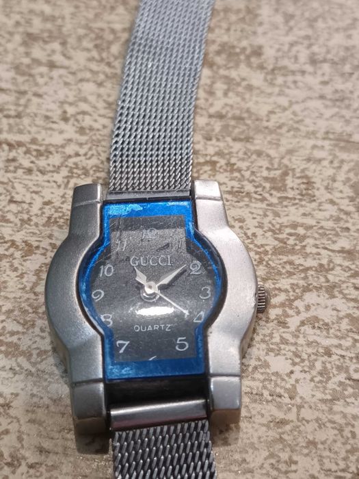 Часы Gucci винтаж