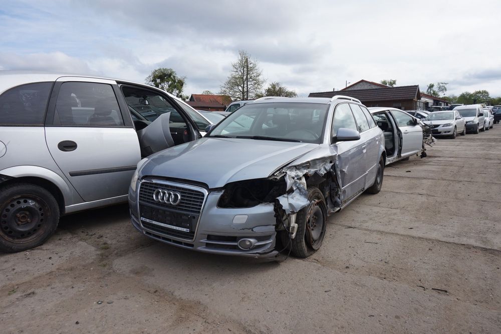 AUDI A4 B7 KOMBI 2004 LY7H 1.8 T BFB 163KM HFD SZARY na części